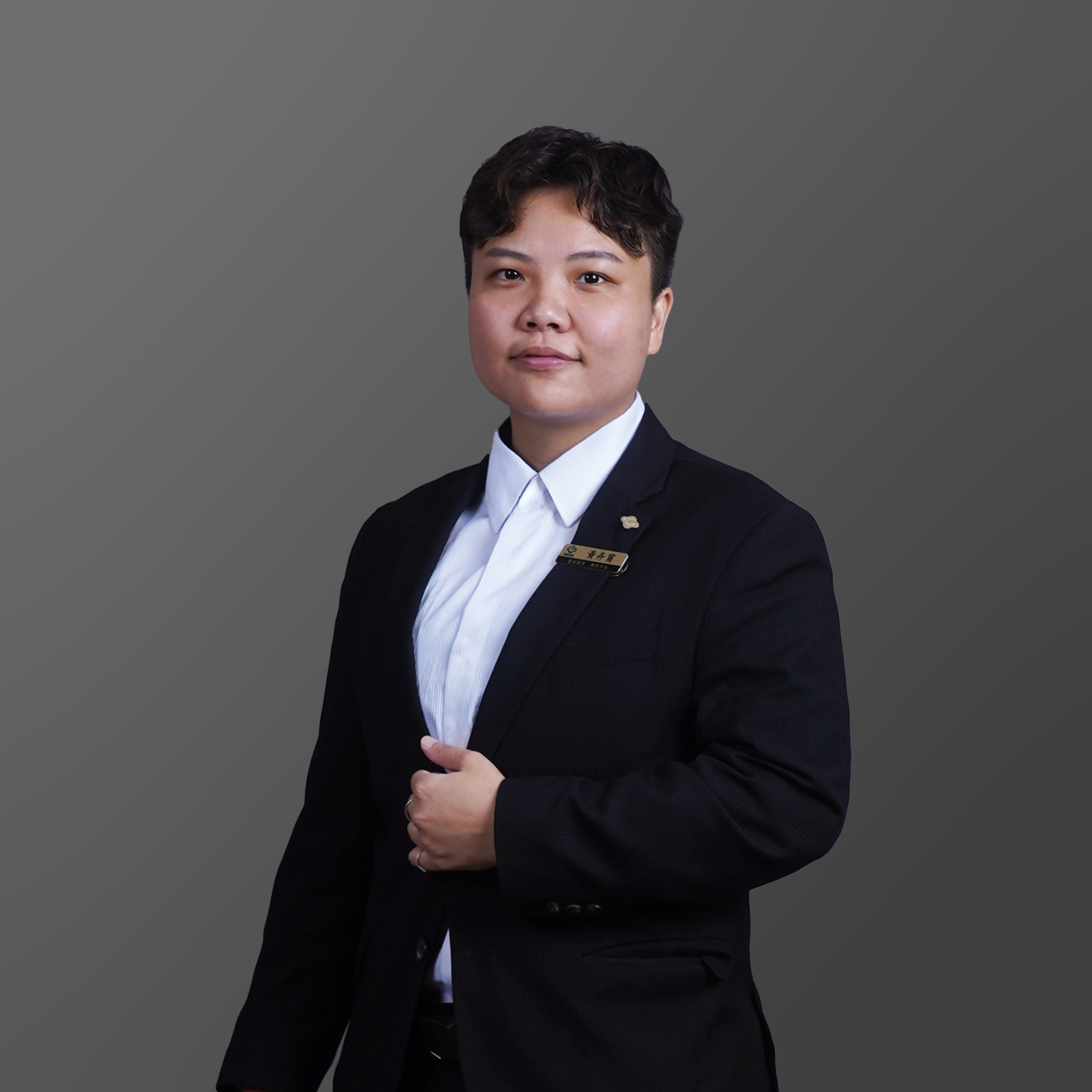 黃卉甯 禮儀專員