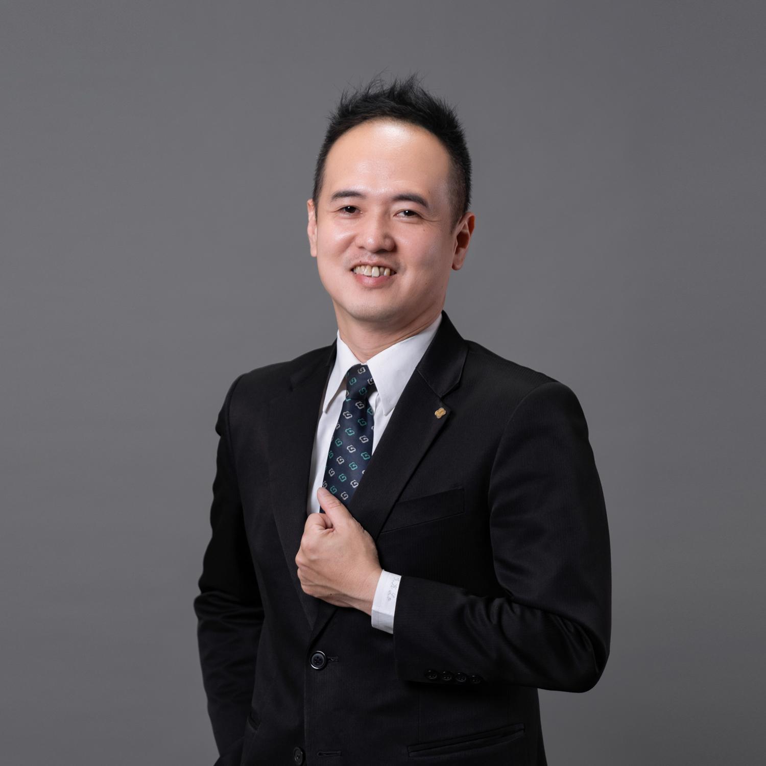 國寶羅志匡 禮儀人員